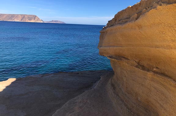 El mar en el Cabo de Gata