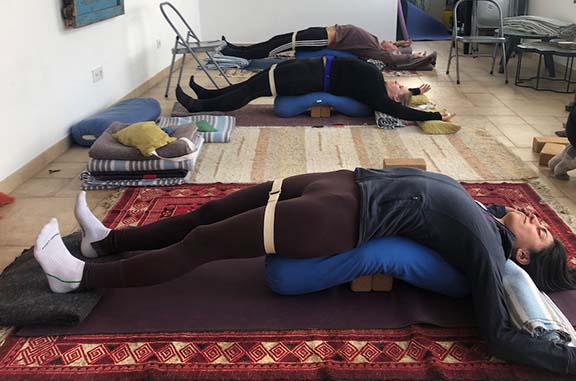 Sesión de Yoga restaurativo